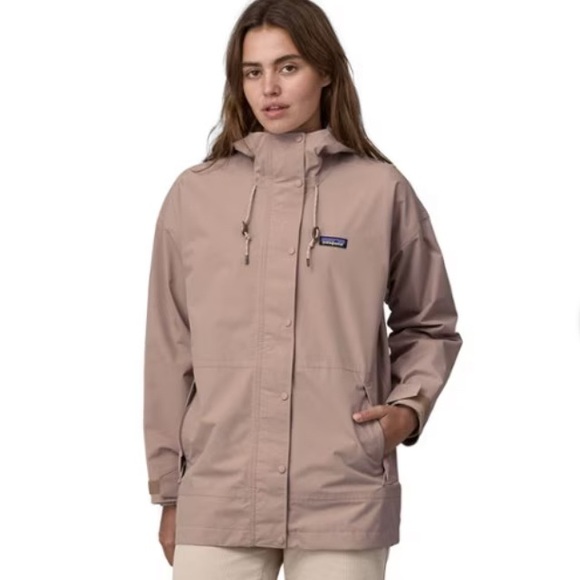Patagonia Women's Jacket in Light Tan - Picture 5 of 5